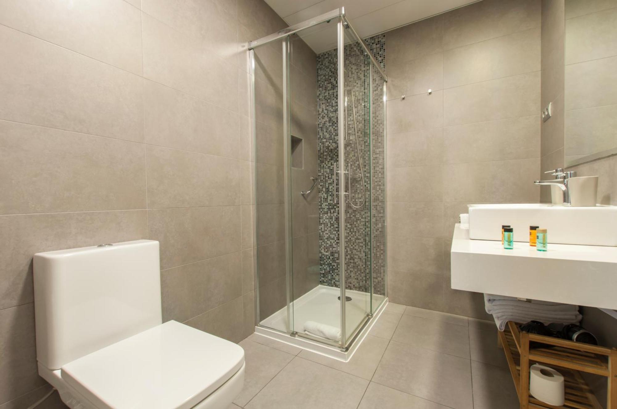 Arenal Suites Puerta Del Sol Madrid Phòng bức ảnh