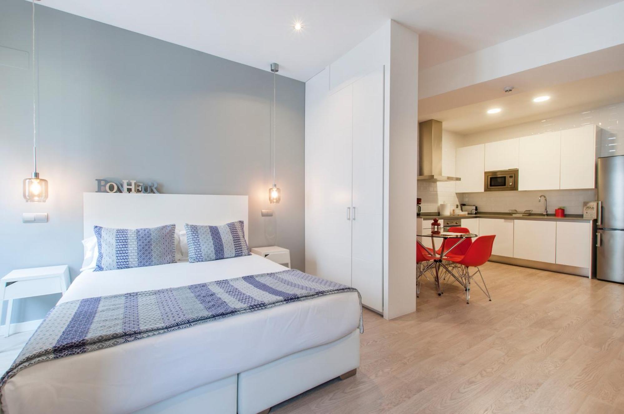 Arenal Suites Puerta Del Sol Madrid Phòng bức ảnh